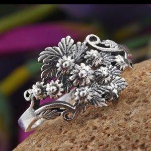 New! 🎀Genuine .925 Stamped floral scroll ring 7.2